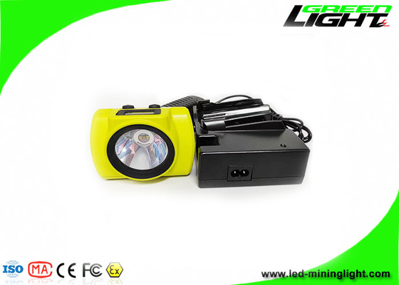 Schermo OLED 18000Lux LED Miner Headlamp Corpo lampada ABS / PC ricaricabile USB magnetico
