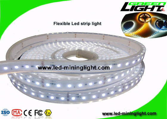 L'esterno di RGB ha condotto le lampade fluorescenti con protezione adesiva, lampade fluorescenti impermeabili