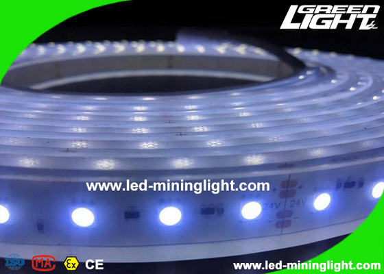 L'alto potere resistente ai colpi ha condotto la striscia leggera flessibile con 60 Leds/M SMD5050