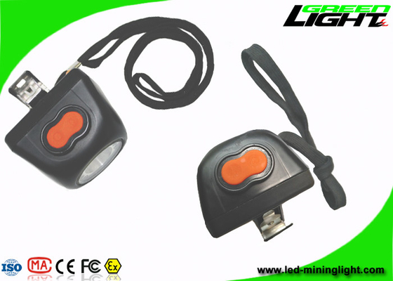 Lampada estraente senza cordone integrata del casco dello schermo del CREE LED 5.7Ah 8000lux Digital delle luci