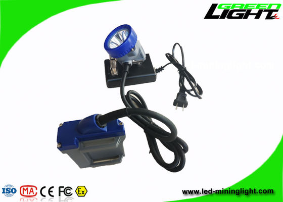 Il cappuccio estraente ricaricabile accende i cicli della luce abbagliante IP68 1000 di luminosità 15000lux