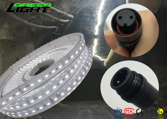 Luce flessibile principale bianca calda del nastro, lampade fluorescenti principali impermeabili sopra protezione corrente