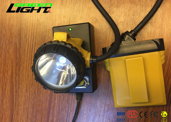 Luce principale ricaricabile impermeabile del casco Ip68, faro principale alto potere per correre