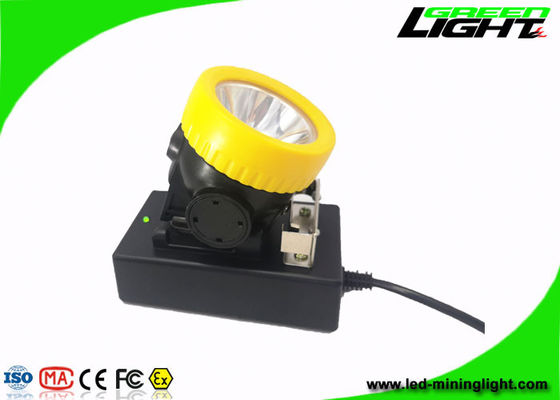 luci ricaricabili del cappello della lampada ptc LED di 0.74W 5000 Lux Portable Cordless Mining Cap